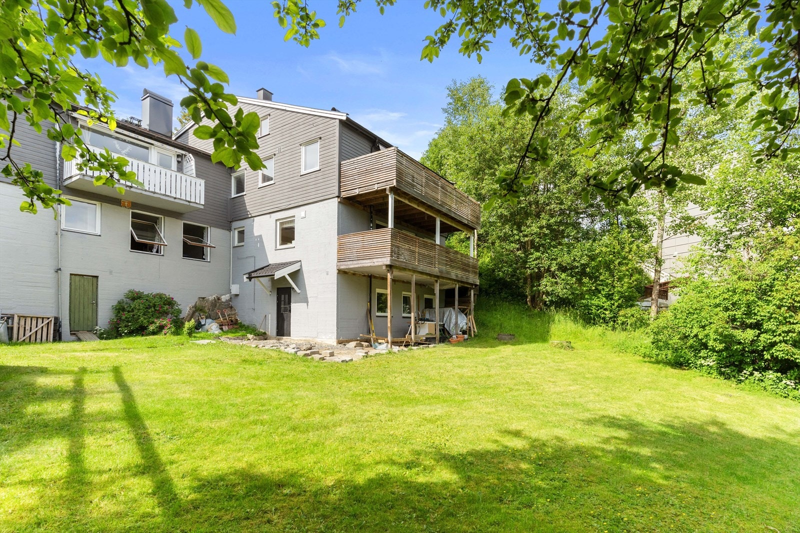 Felles hage som kan benyttes av beboerne. Galleribilde