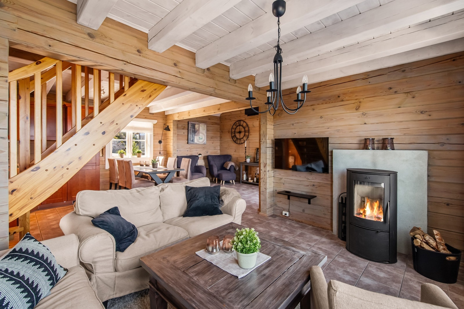 Peisovn i stuen Galleribilde