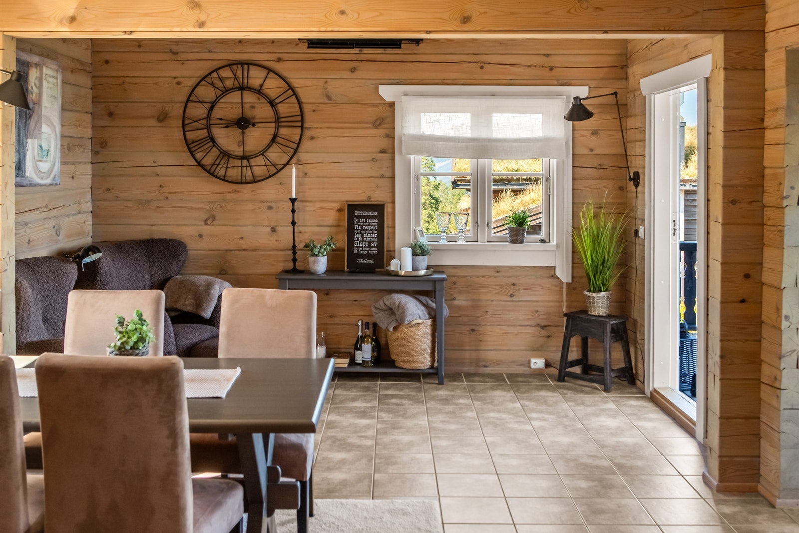 Varmepumpe i stuen er også et godt oppvarmingsalternativ Galleribilde