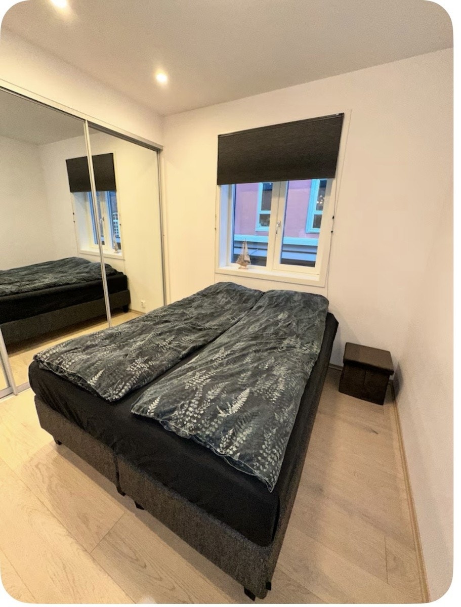 Soverom, stort skap Galleribilde