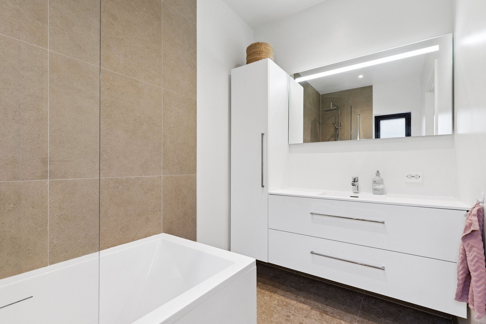 2. etasje - bad. Galleribilde