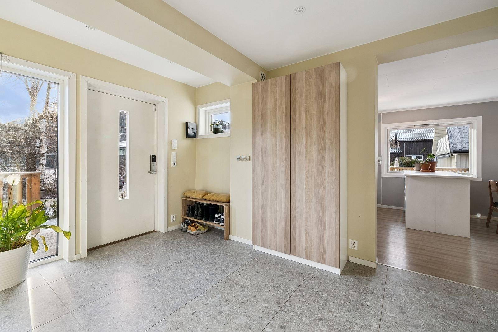 Lys og innbydende entré Galleribilde