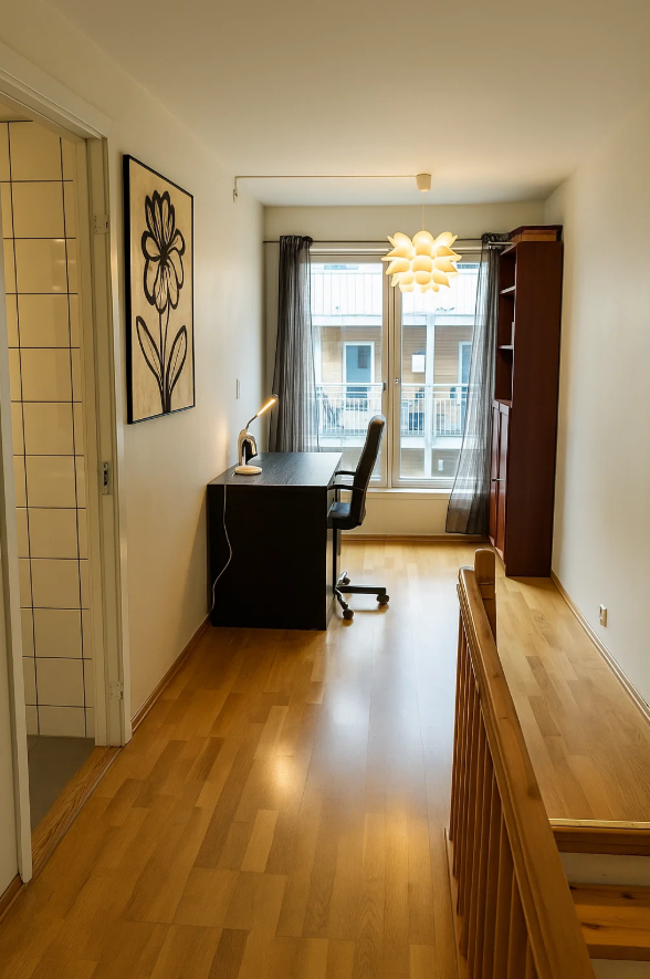 Kontor/stue 2. etasje Galleribilde