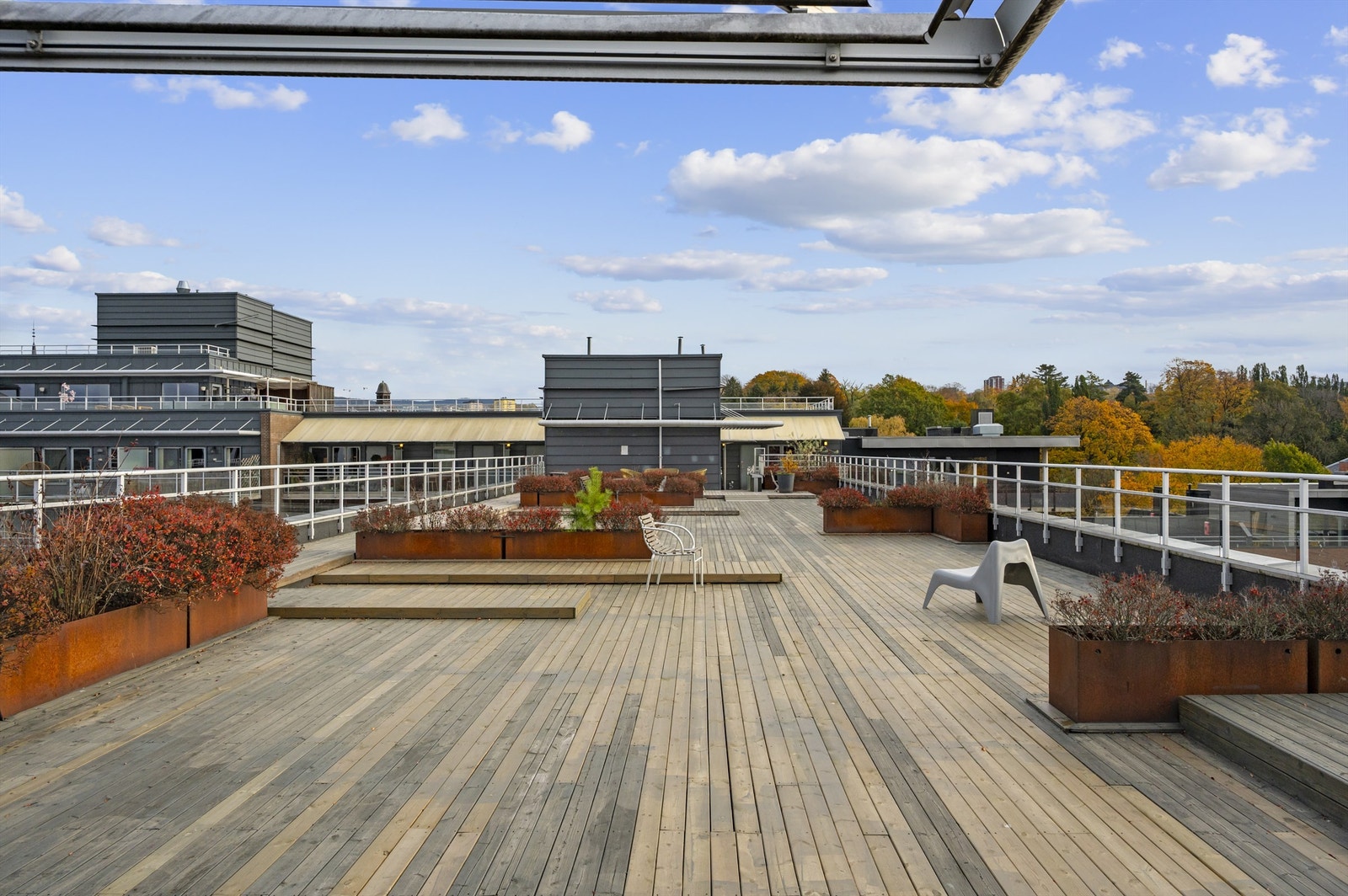 Her kan sommeren nytes fra morgen til kveld. Galleribilde