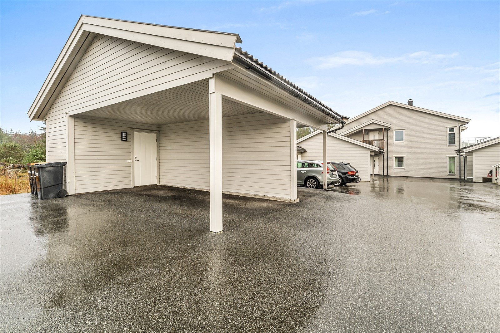 Carport m/bod Galleribilde