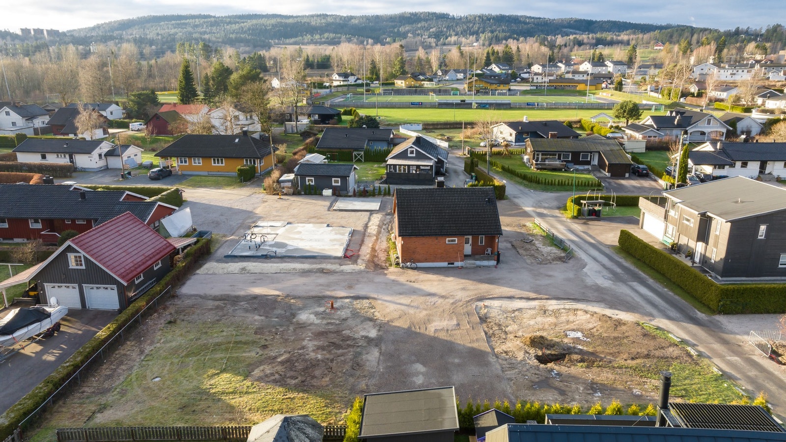 Tegninger på to funkisboliger medfølger salget Galleribilde