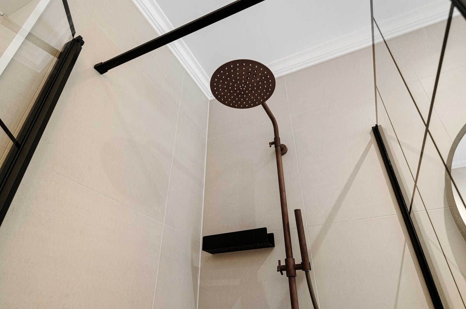 Detaljbilde regndusj. Galleribilde