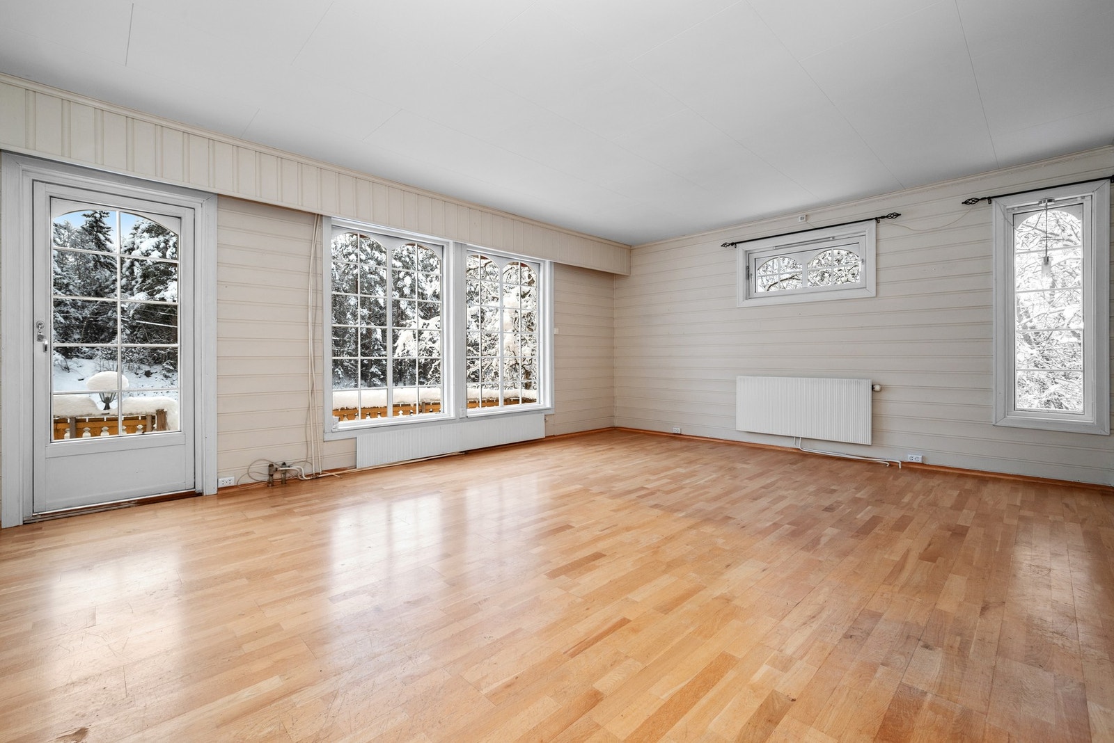 Stuen er på hele 33,5 kvm! Galleribilde