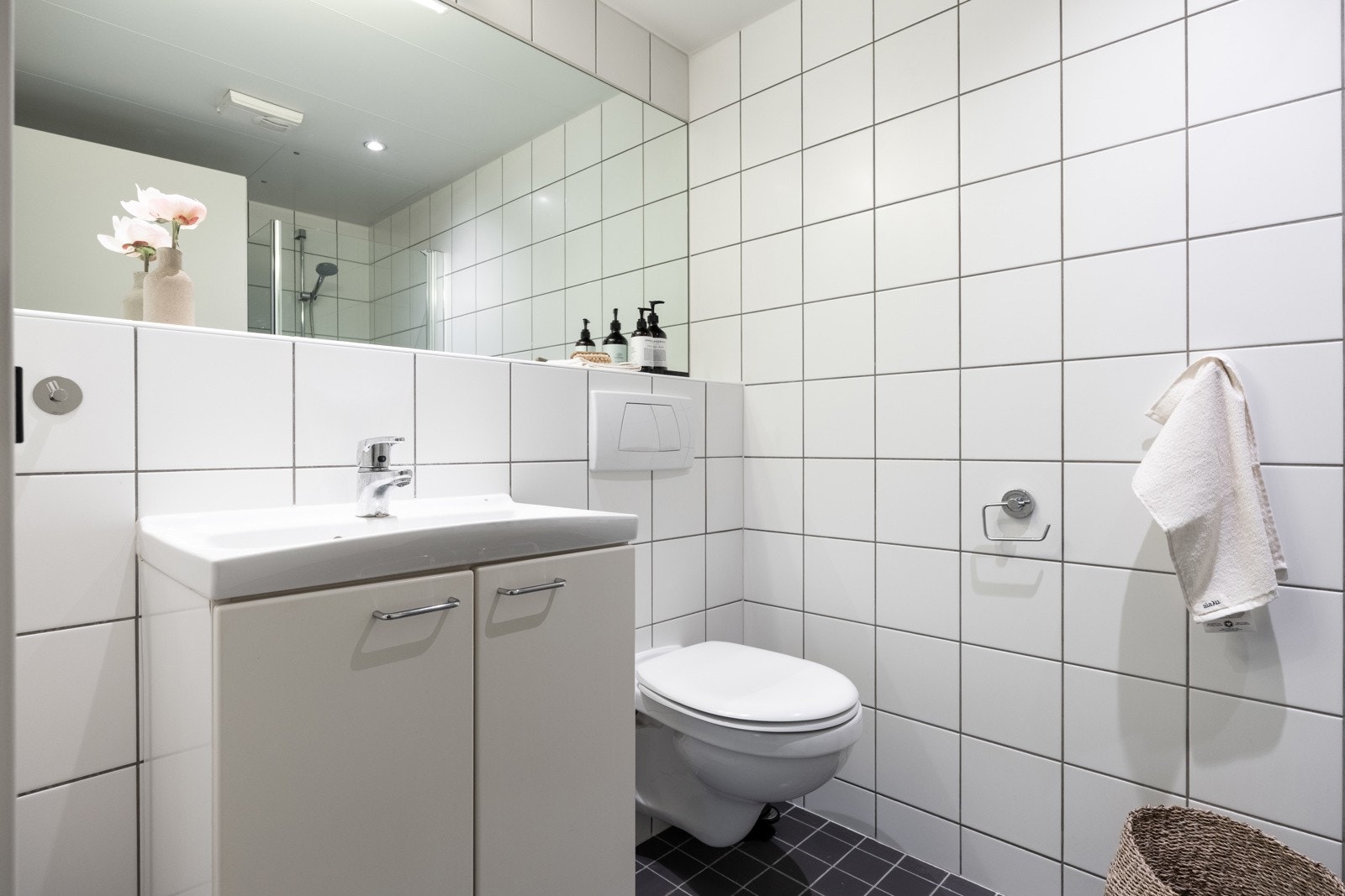 Helfliset bad fra byggeår. Galleribilde