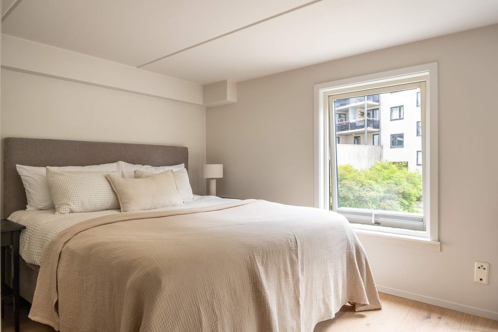 Det er i dag innredet som sovealkove. Galleribilde