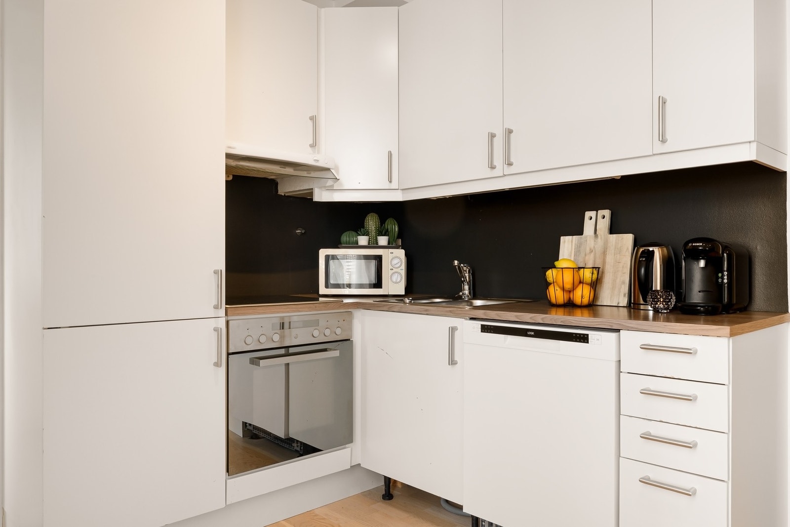 Praktisk kjøkkenløsning Galleribilde