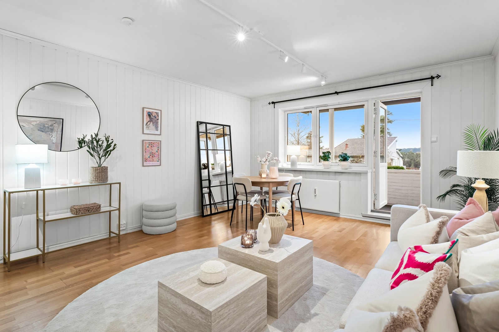 Velkommen til Haakon Tveters vei 40 - Presentert av lokalmegler Jimmy Phan v/PrivatMegleren Oppsal Galleribilde