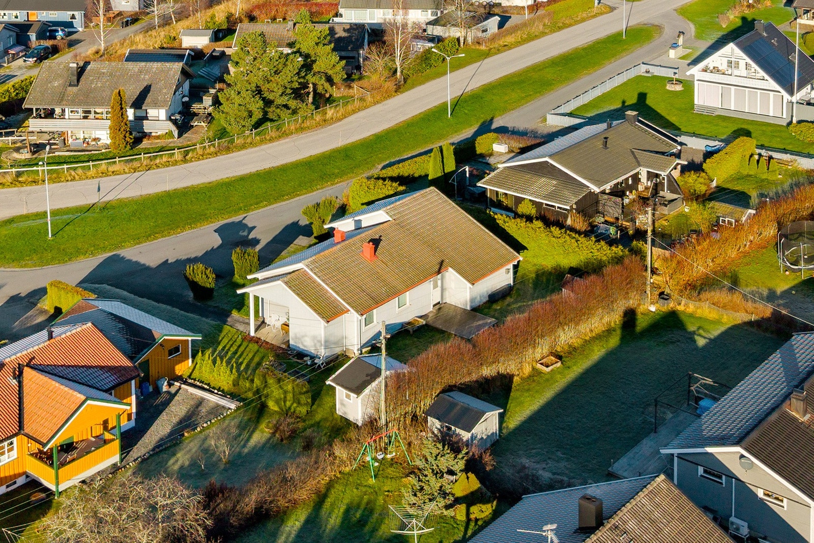 Oversiktsbilde av boligen sett fra baksiden Galleribilde