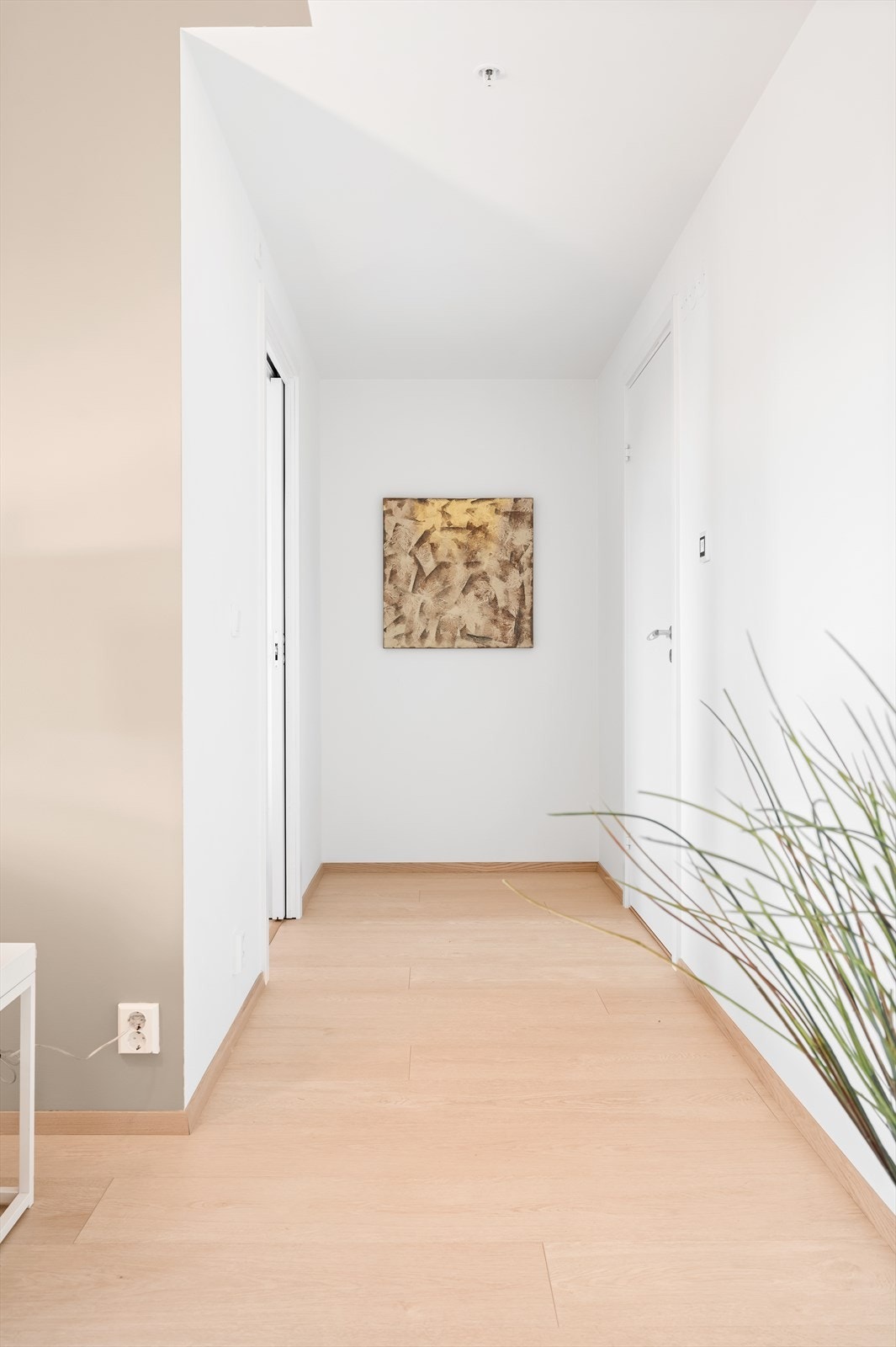 I bygg B finner du Verkstedhagens gjesteleilighet med moderne fasiliteter. En enkel løsning når du får gjester på besøk eller trenger et møterom eller lignende. Galleribilde