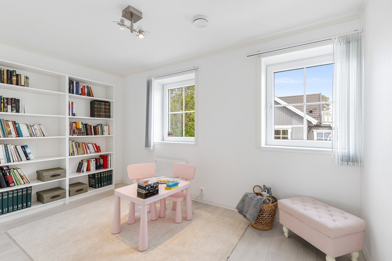 Rommet passer perfekt som gjesterom, barnerom eller kontor. Galleribilde