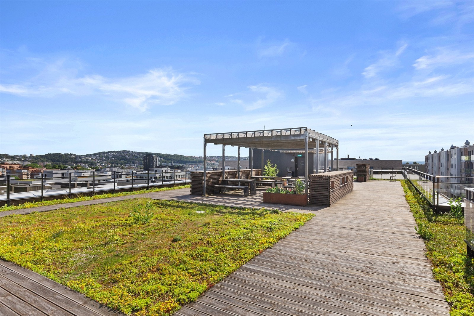 Her har du upåklagelige sol- og utsiktsforhold. Galleribilde