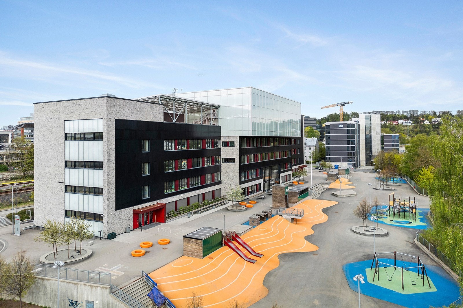 Nærområde - Brynseng skole. Galleribilde