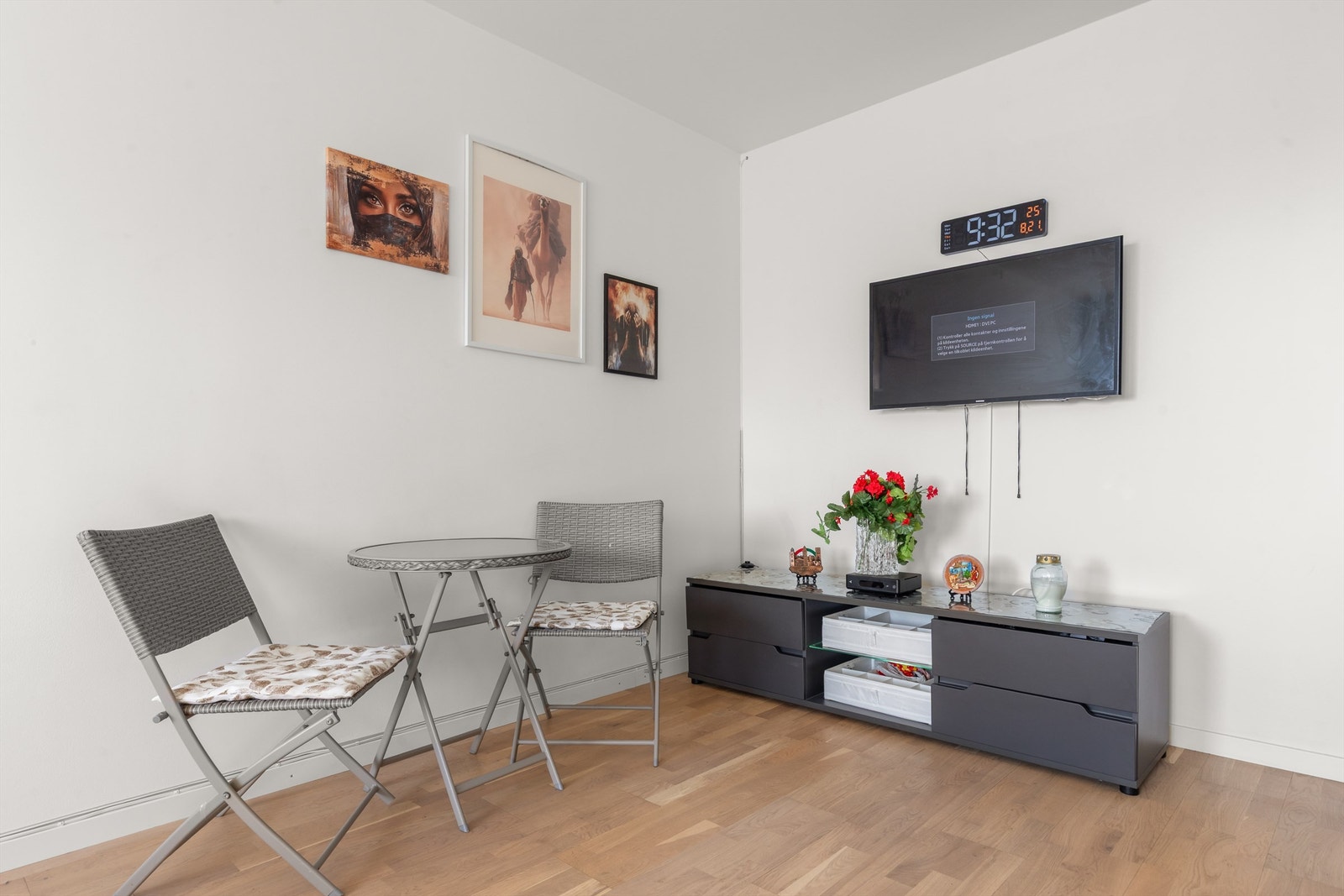 Stuen kan innredes på flere måter, noe som gir stor frihet til personlig preg! Galleribilde