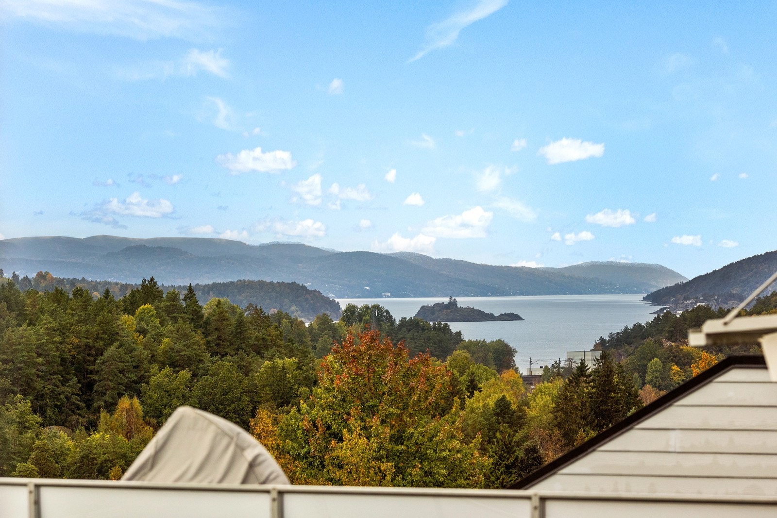 Velkommen til Åvangen Terrasse 321 - presentert av Eiendomsmegler1 v/ Simen Ørmen Galleribilde