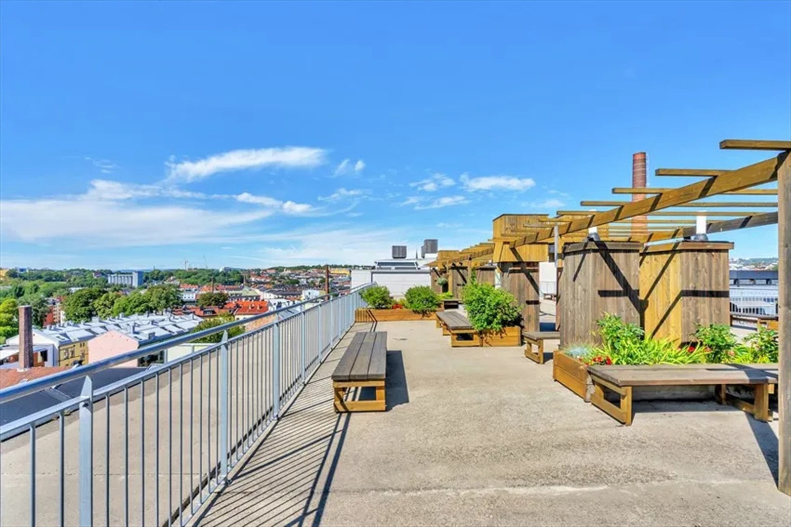 Sameiet har en flott felles takterrasse med fantastiske solforhold og utsikt. Galleribilde