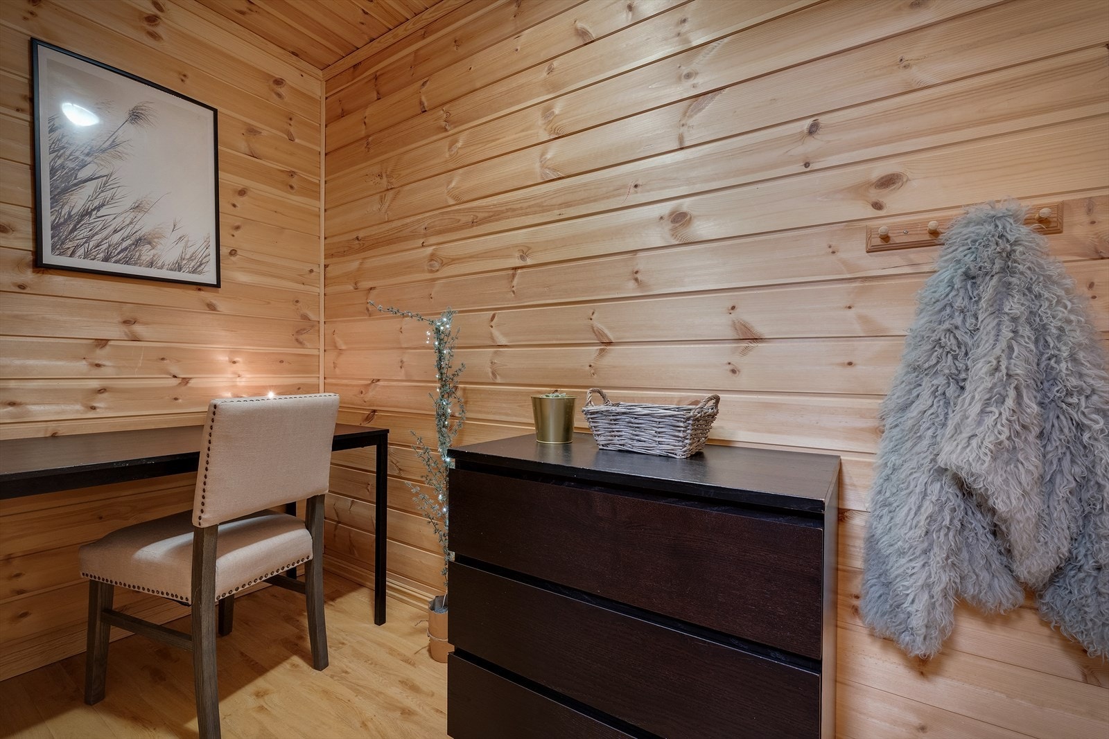 Innvendig bod. Galleribilde