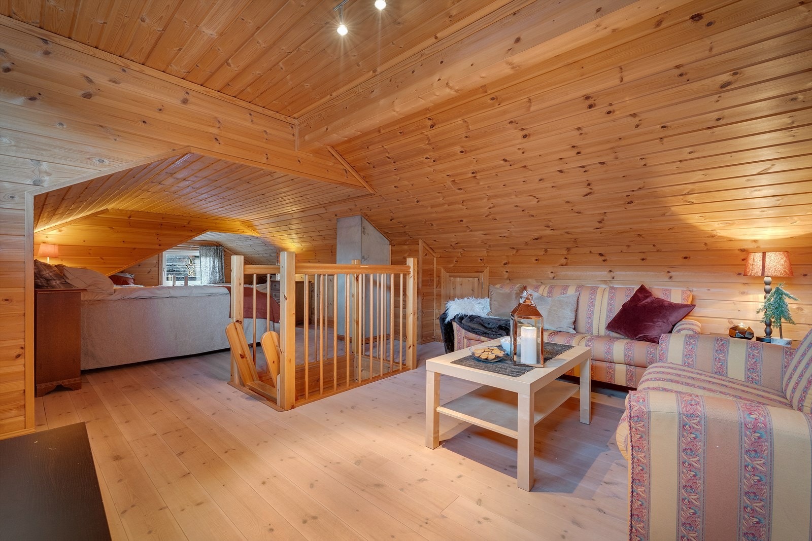 Ca. 12 kvm av hemsen er målbart areal. Galleribilde