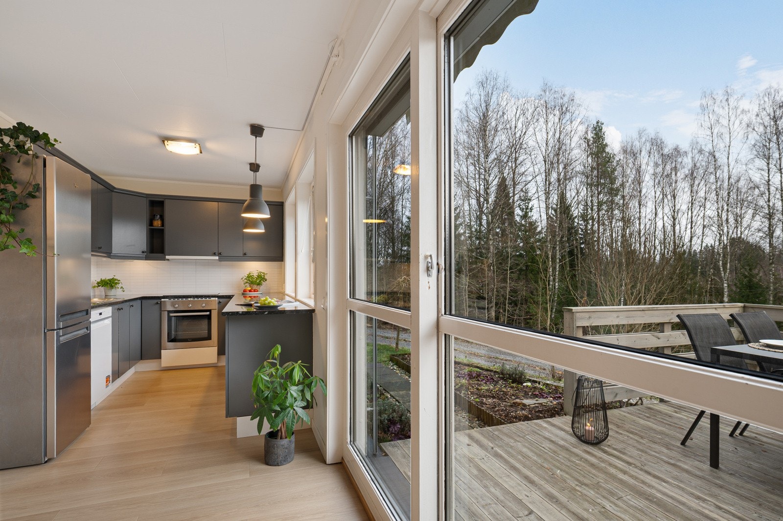 Fra stuen har du direkte tilgang til terrasse. Galleribilde