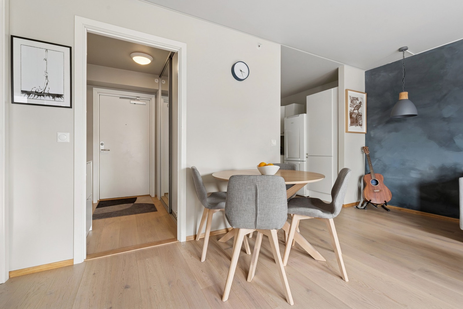 En trivelig plass å nyte måltider med familie og venner. Galleribilde