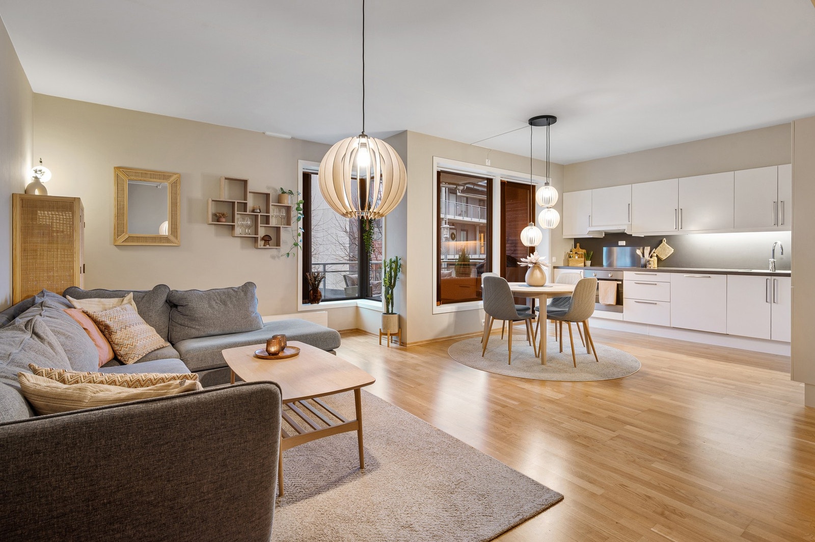 Her har man muligheten til å sikre seg en rålekker 3-roms selveierleilighet i et særdeles populært boområde. Galleribilde