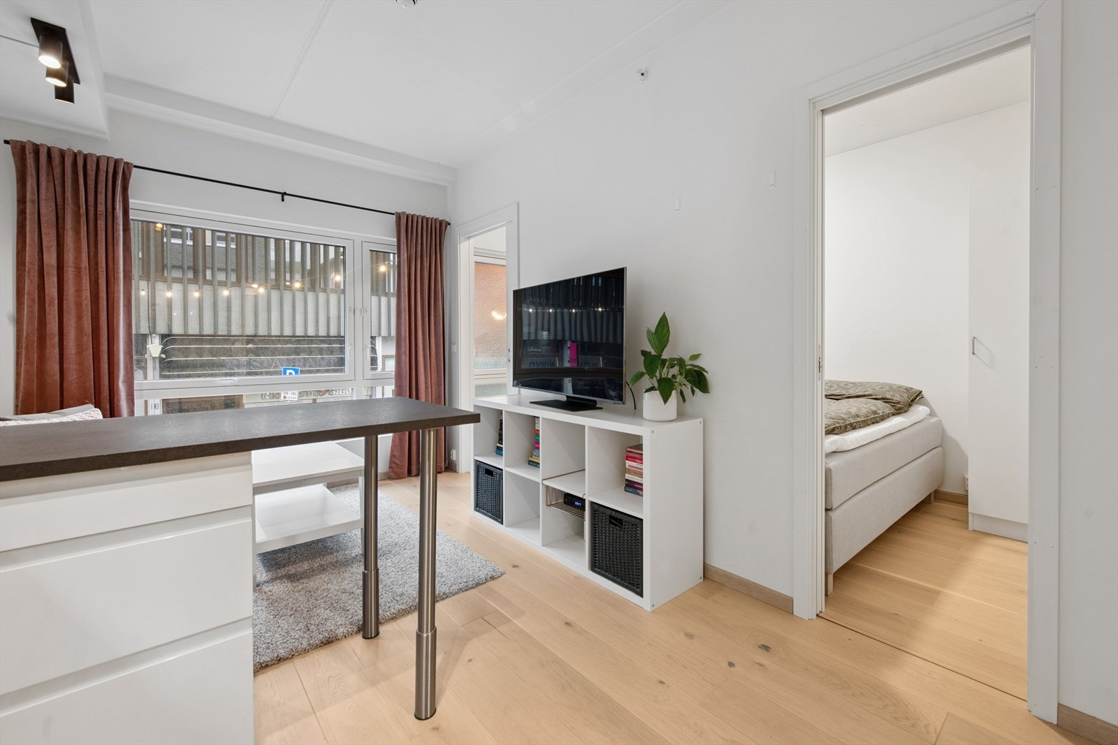 Det er vannbåren gulvvarme, så her har man alltid en lun og behagelig varme. Galleribilde