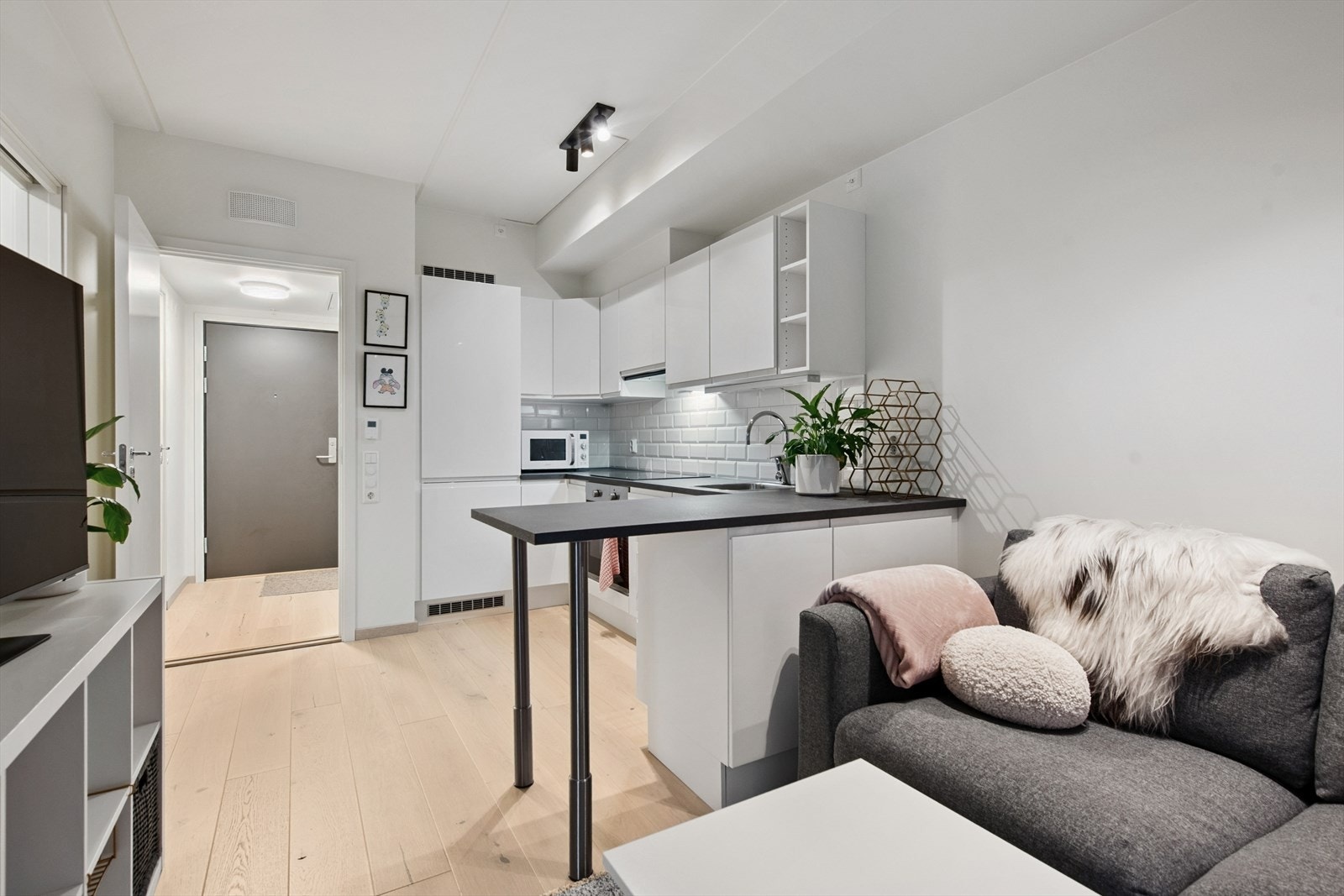 Leiligheten er svært arealeffektiv og plassen er godt utnyttet. Galleribilde