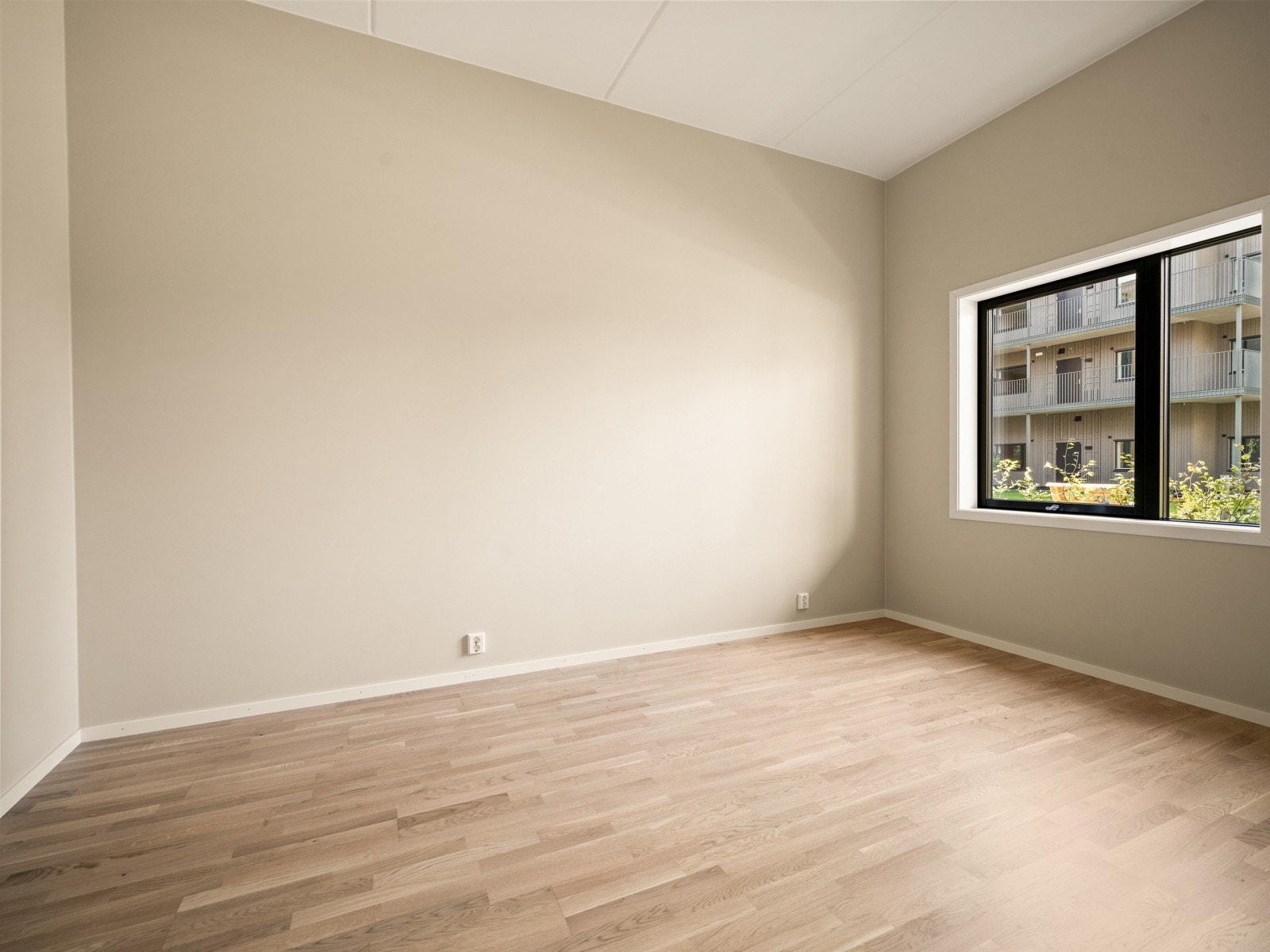 Romslig hovedsoverom. Galleribilde