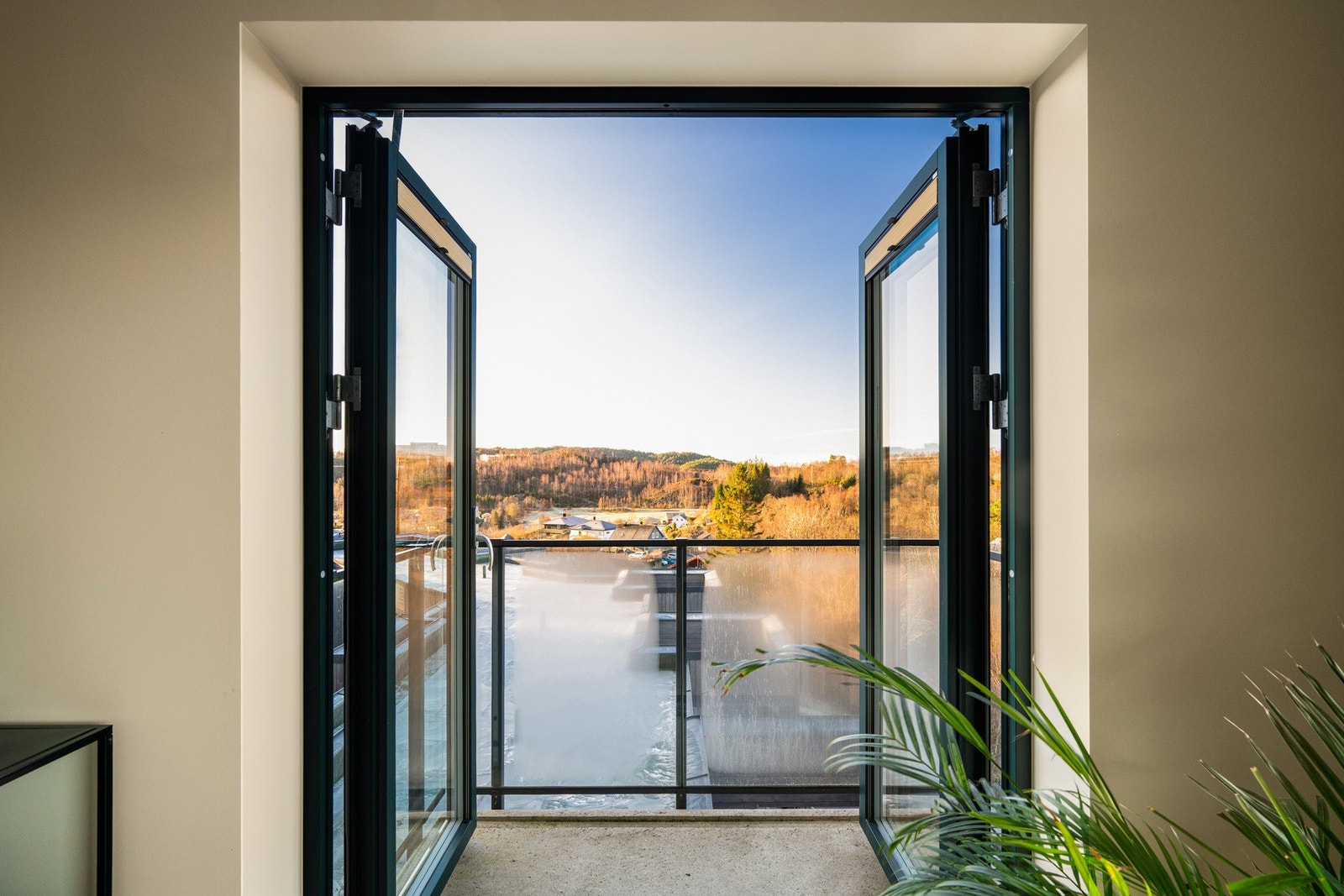 Dette er en lekker 4-roms eierleilighet med flott beliggenhet på Nedre Kleppe. Galleribilde