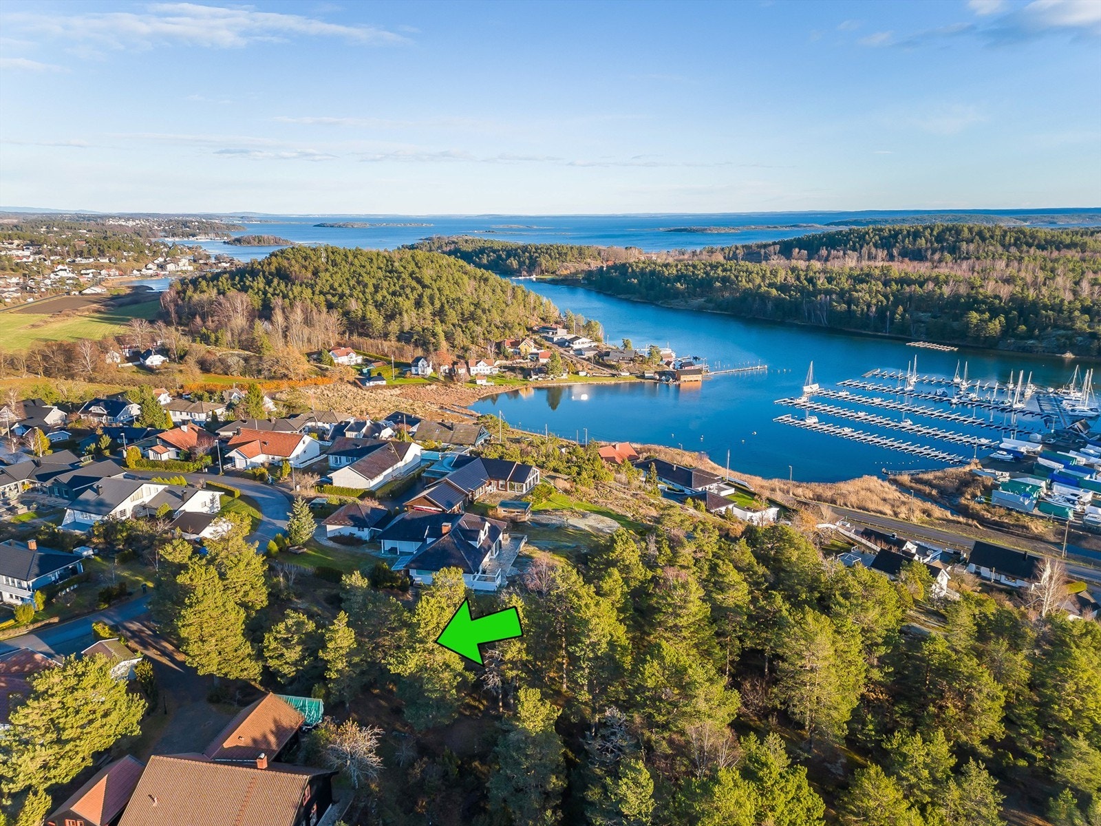 Landlig og sjønært - Foto: Kristian Bollæren v/Fotofinish Galleribilde