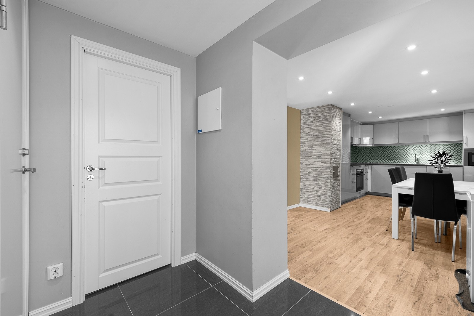 Underetasje | Velkommen inn! Galleribilde