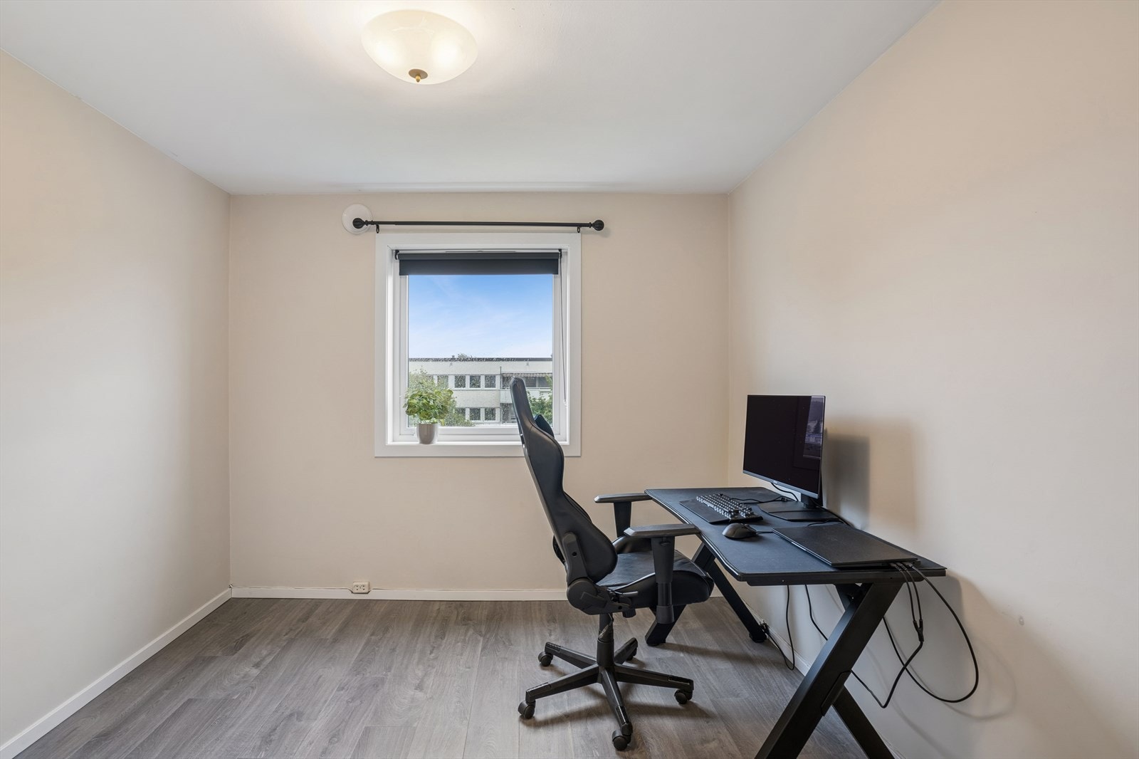 Ekstra soverom, perfekt som hjemmekontor eller gjesterom. Galleribilde