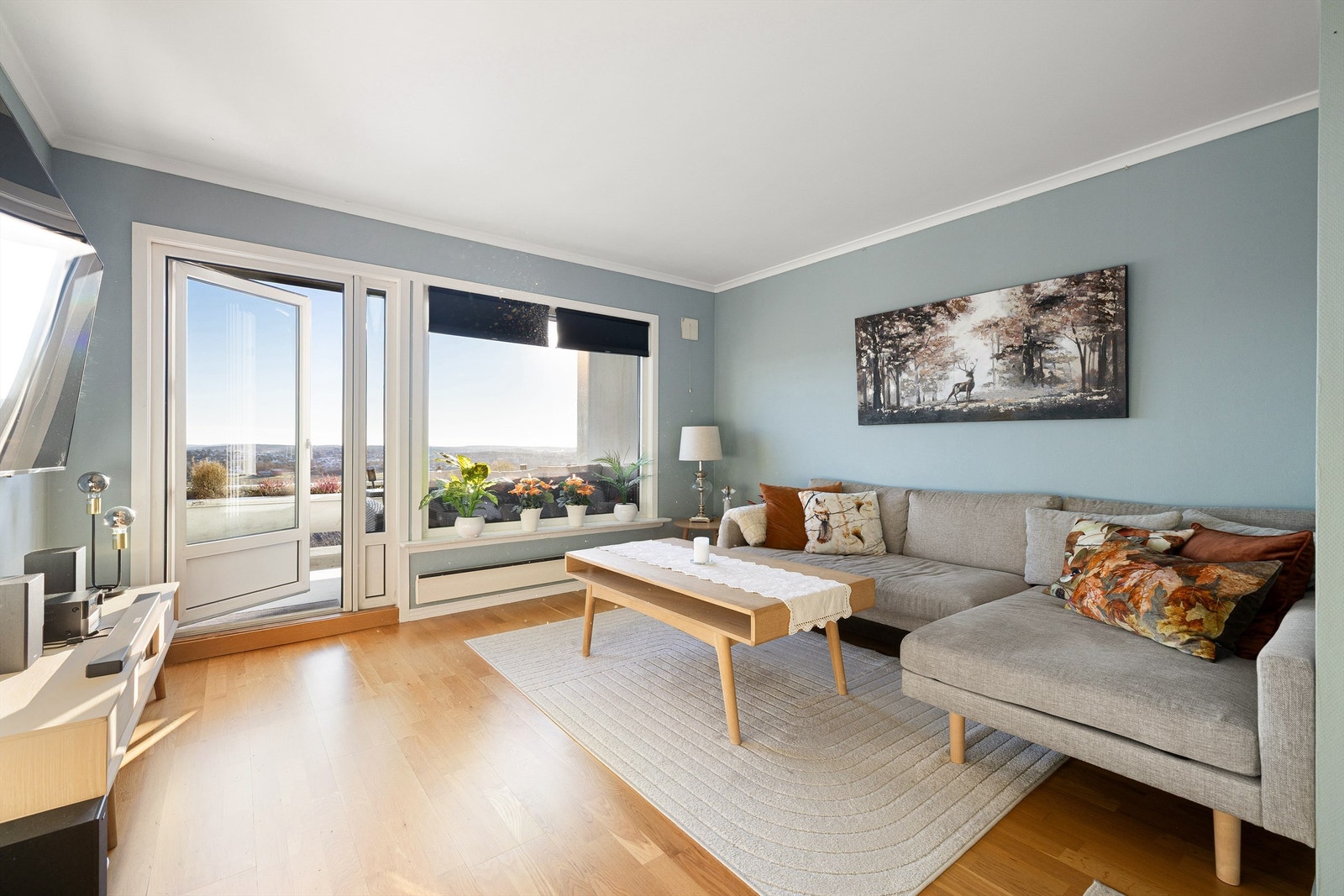 Bergfrueveien 12A presenteres av Per-Espen Omberg i Krogsveen. Galleribilde