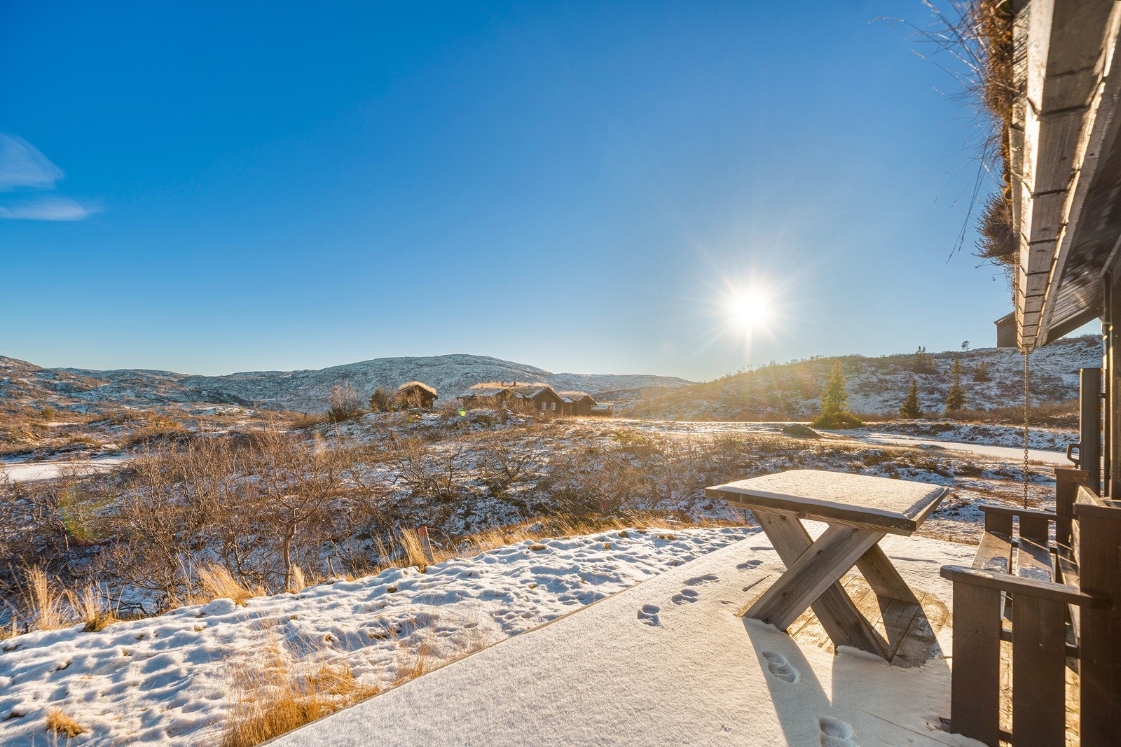 Solrik tomt Galleribilde