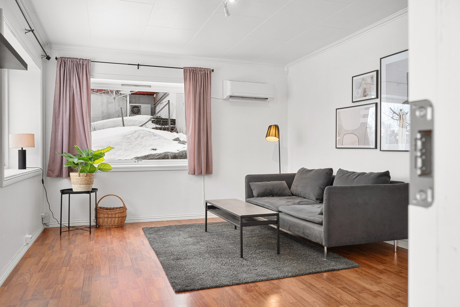 Varmepumpe fra 2023 gir behagelig innetemperatur uansett årstid Galleribilde