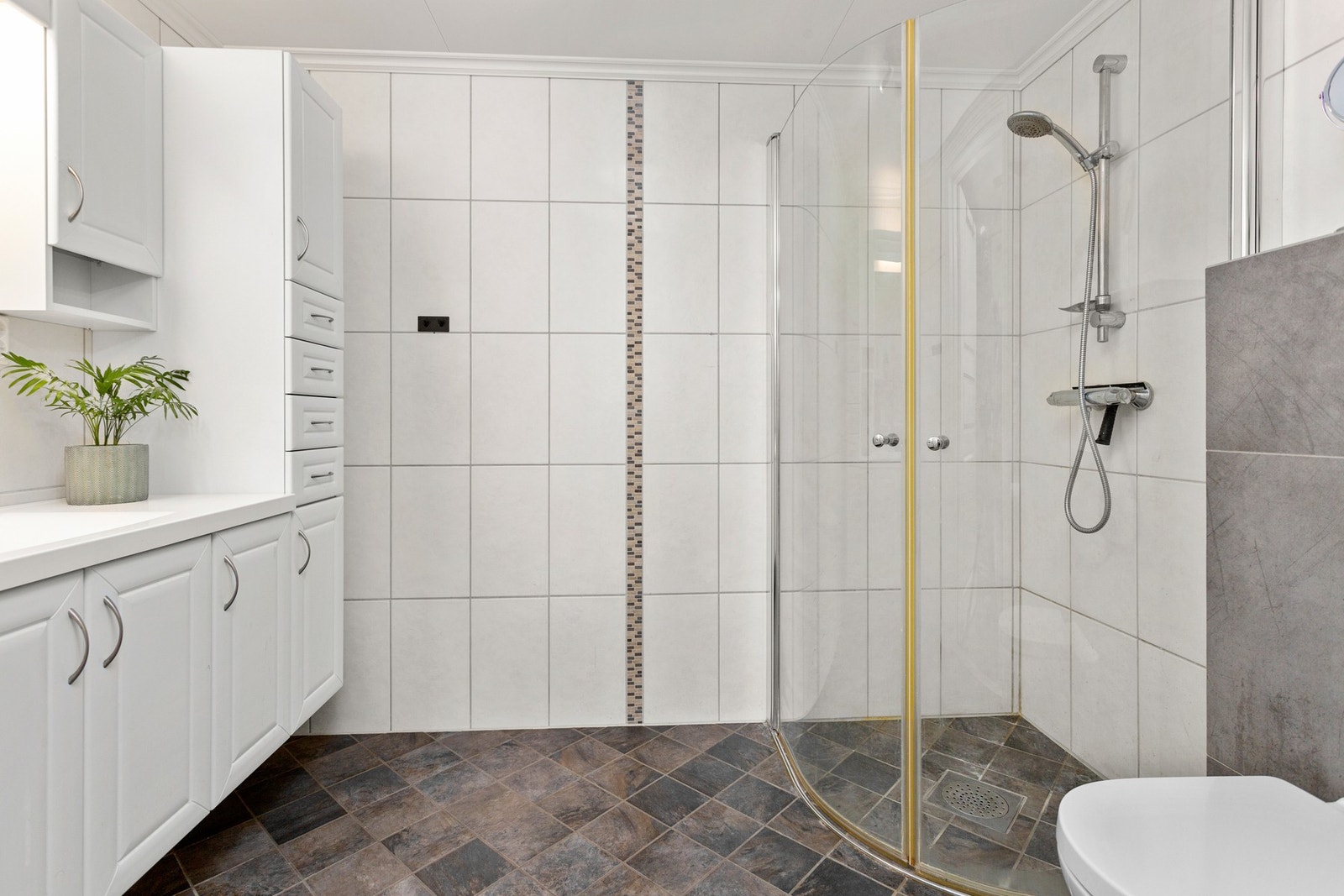 Badet er på 4,5m². Galleribilde