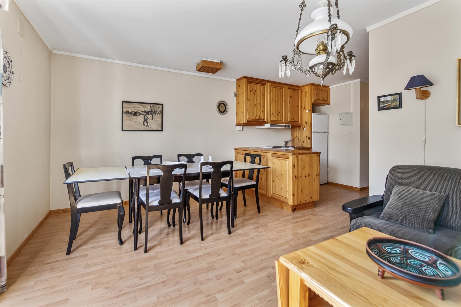 Her er plass til familie og venner til hyggelig måltid Galleribilde