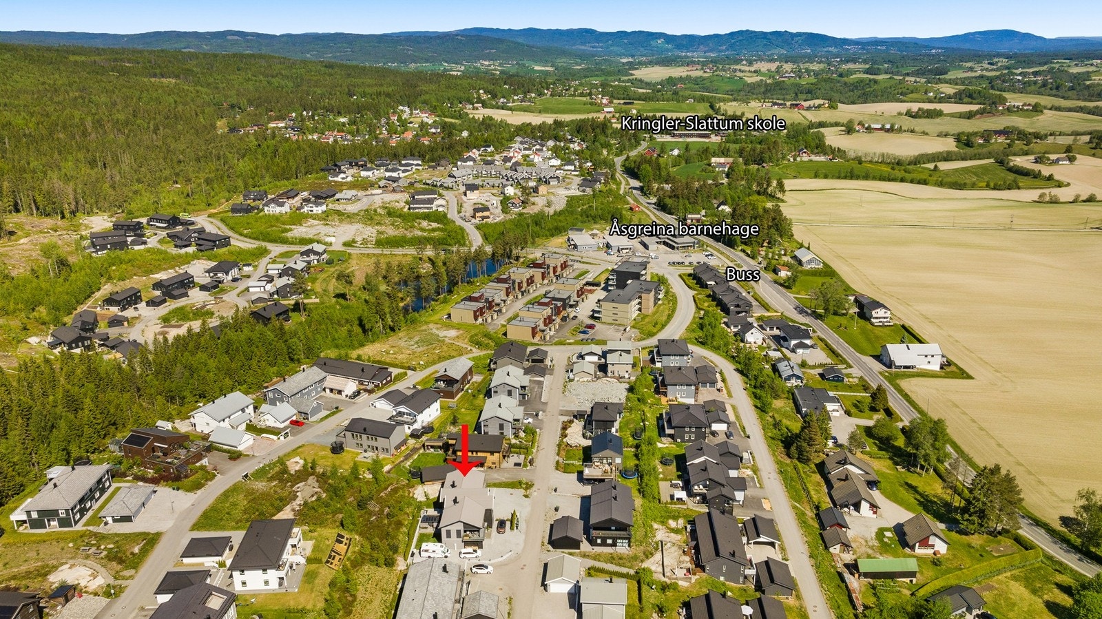 Gangavstand til både barnehage og barneskole. Galleribilde