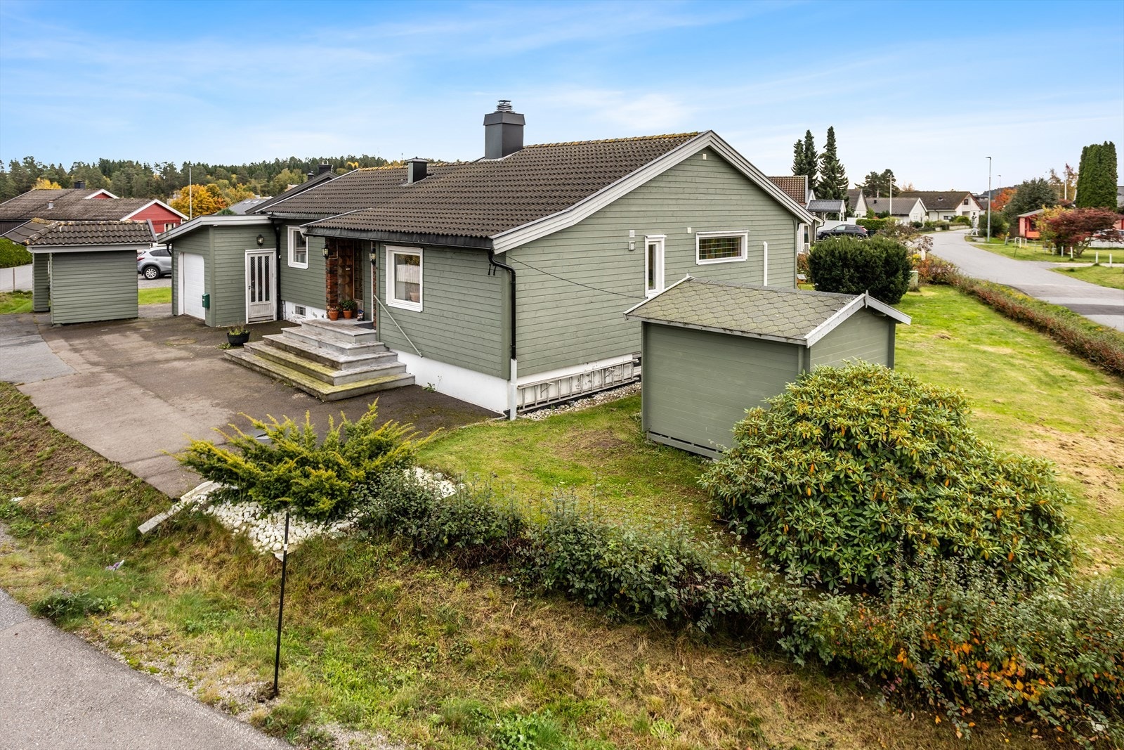 Den utvendige boden er perfekt for sesong utstyr. Galleribilde