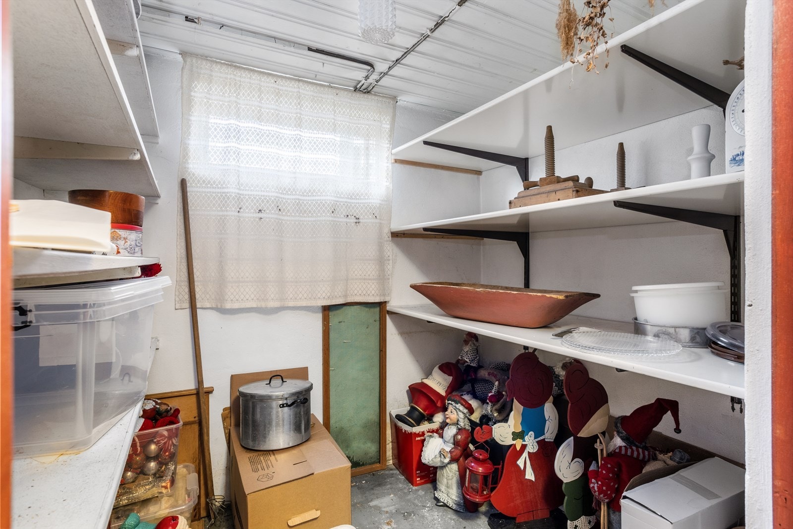 Bod av god størrelse - perfekt for ekstra lagringsplass. Galleribilde