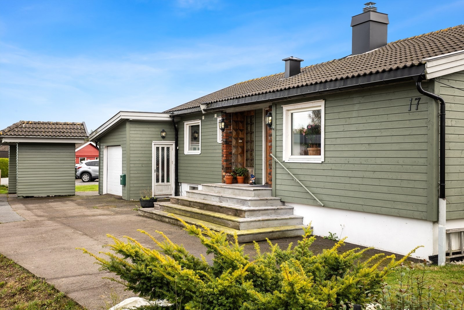 Boligen ligger i et rolig og barnevennlig nabolag. Galleribilde