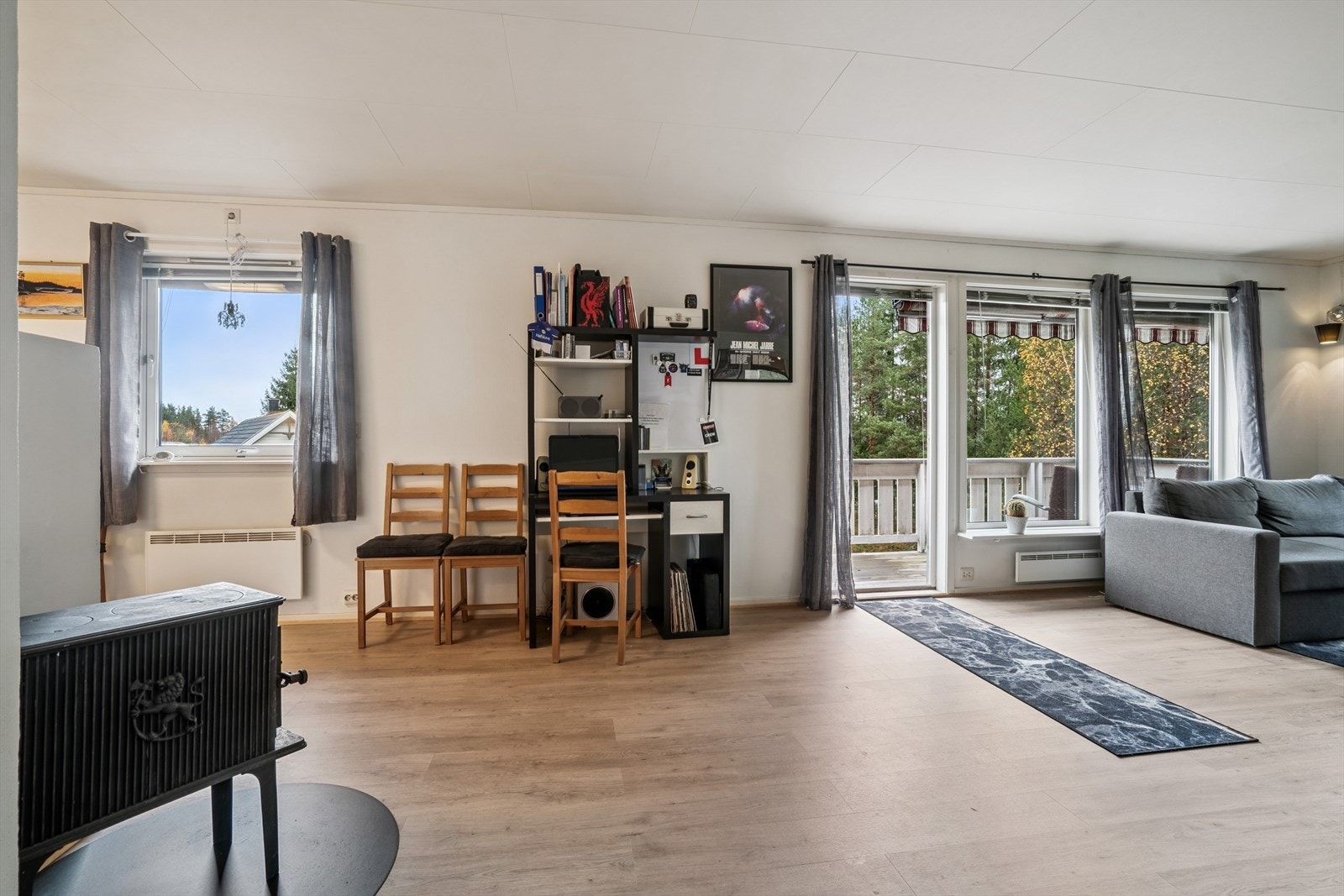 I tillegg er det vedovn i stuen. Galleribilde