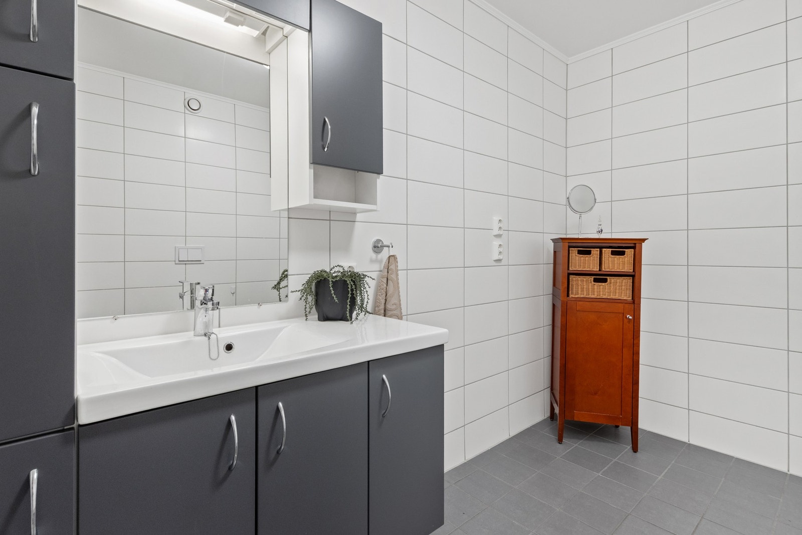 Romslig bad. Galleribilde