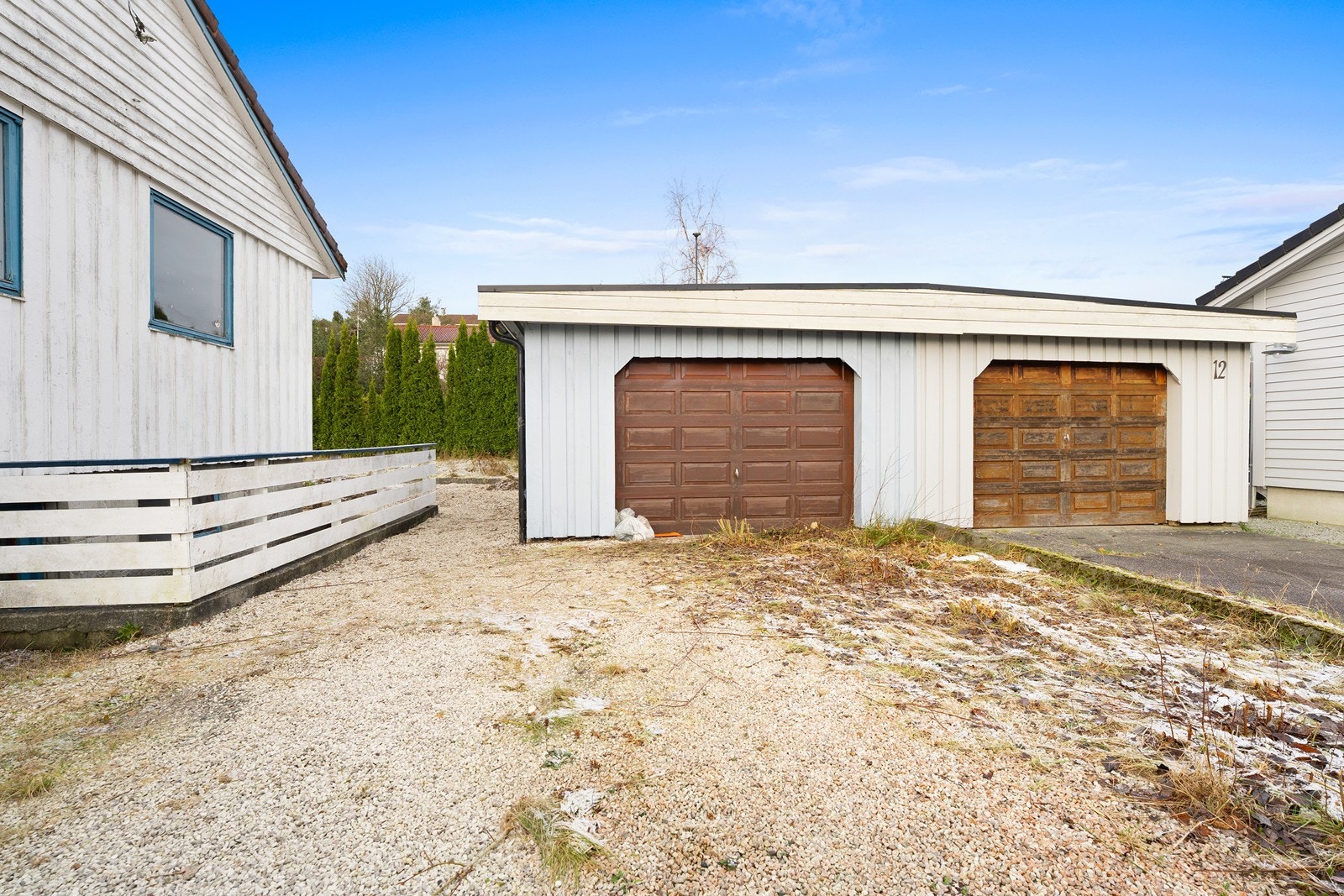 Garasje (Halvpart med nabo) Galleribilde