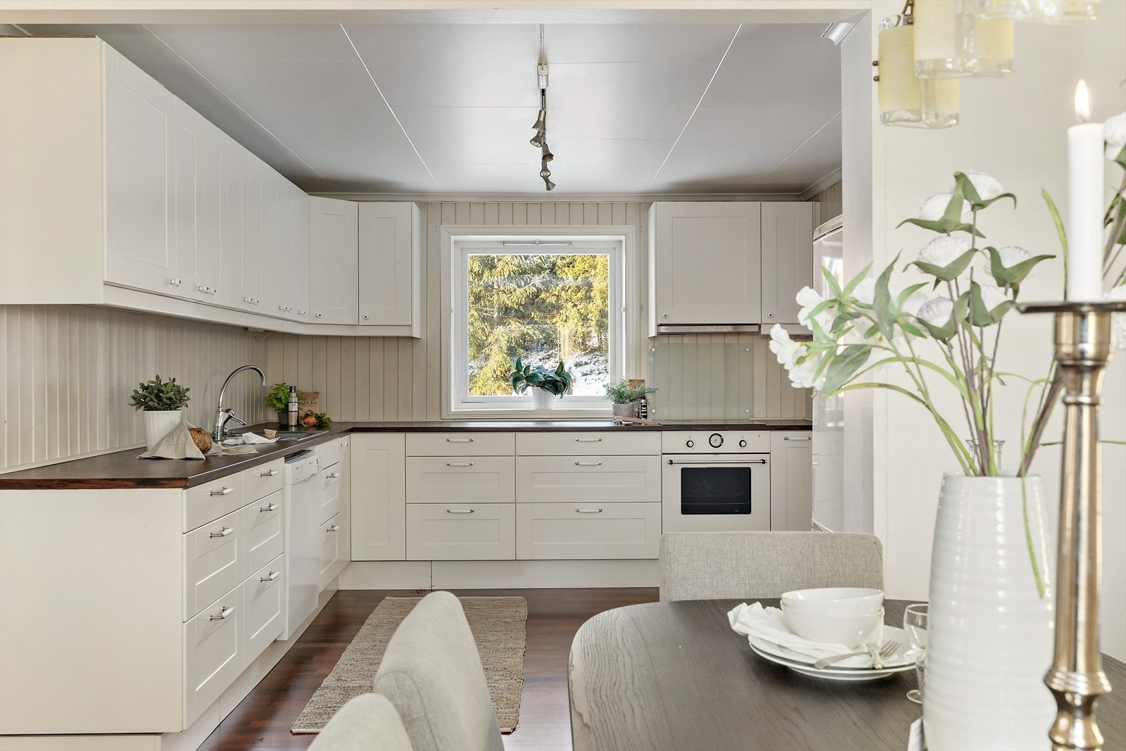 Det er vannbåren varme i gulv også her. Galleribilde