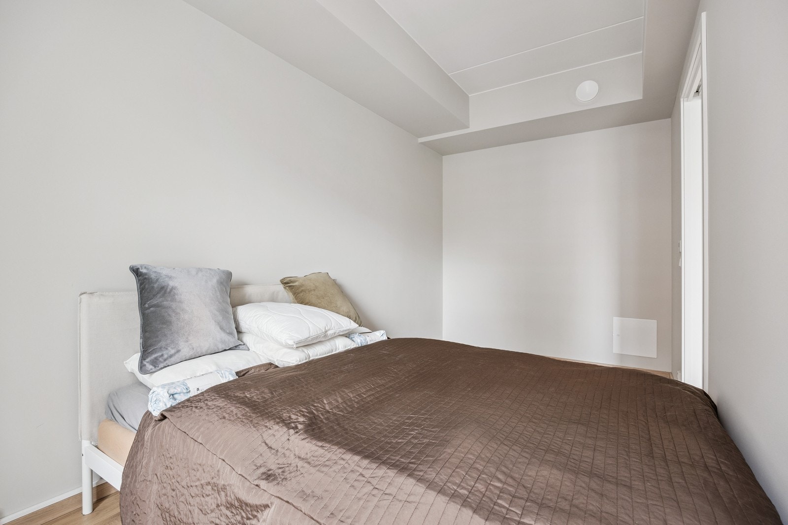 Soverom med 150 seng. Galleribilde